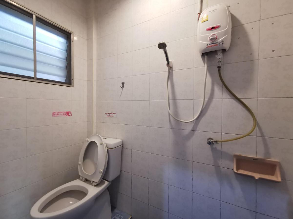 Samiya Guesthouse Bangsaen Exteriér fotografie